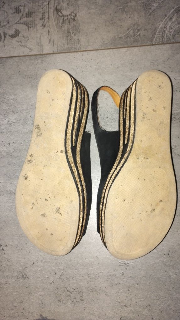 Buty na platformie czarne pomarańczowe