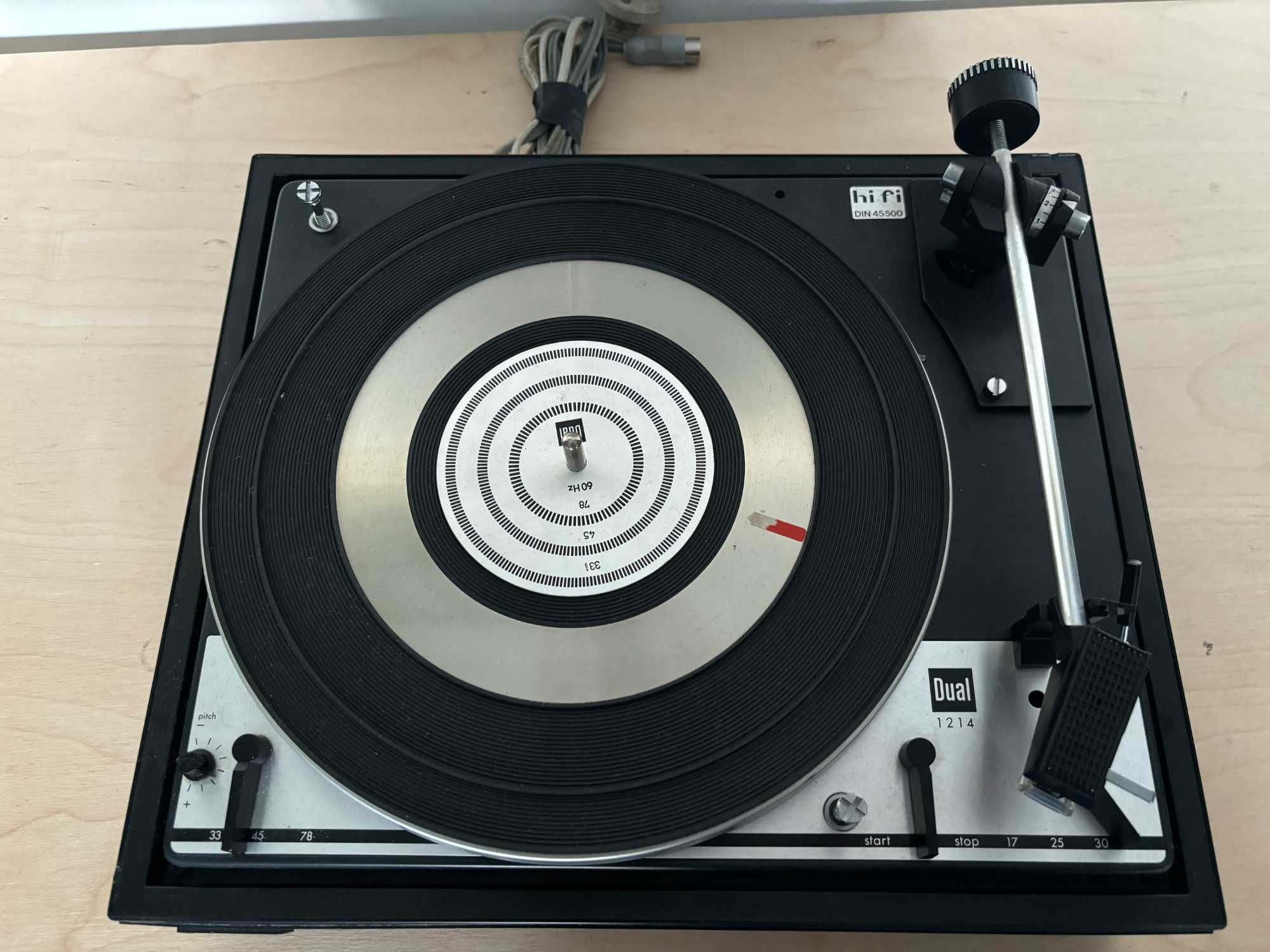 Gramofon Dual 1214