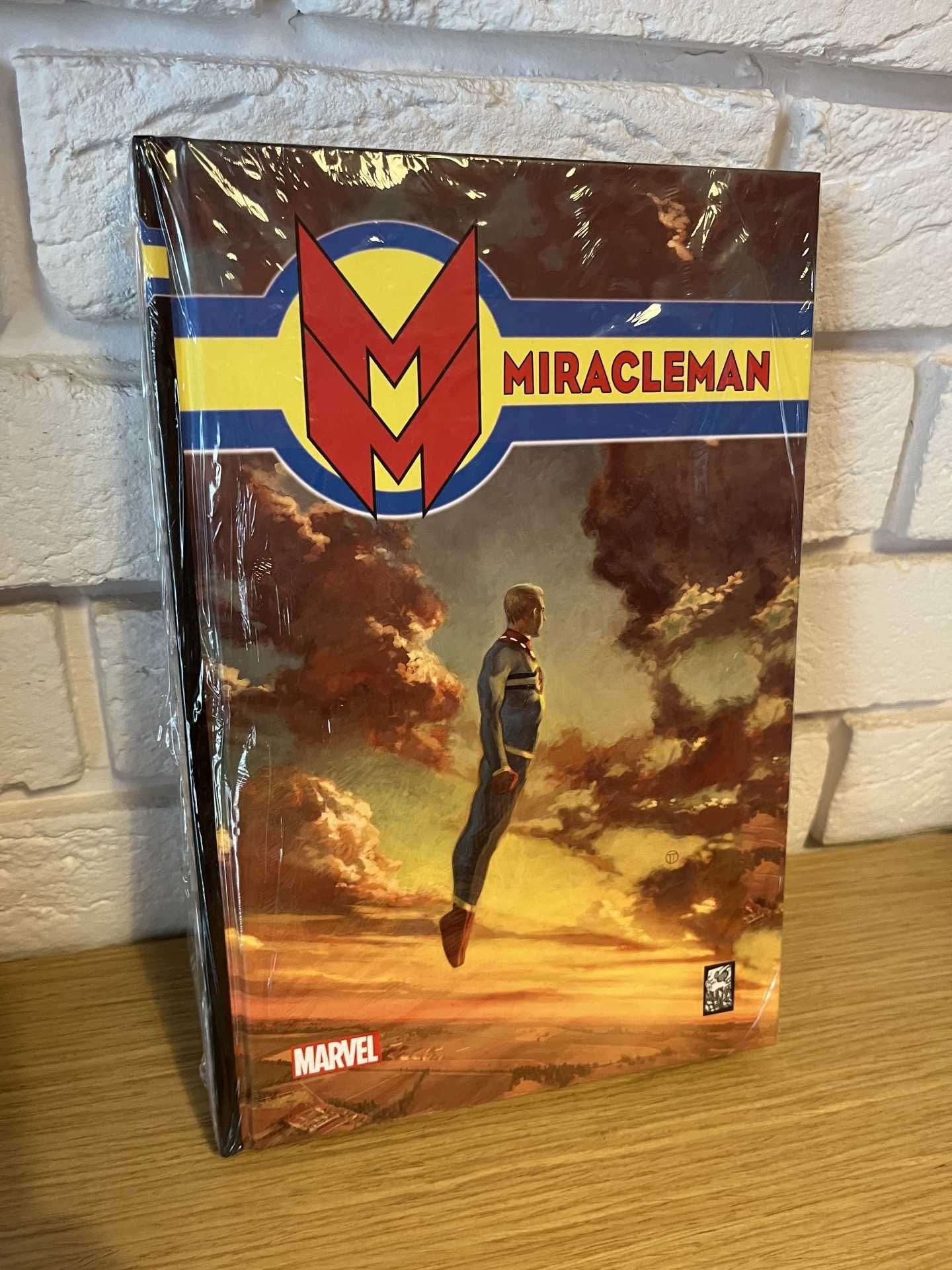 Miracleman i Miracleman: Złota Era (zestaw komiksów)