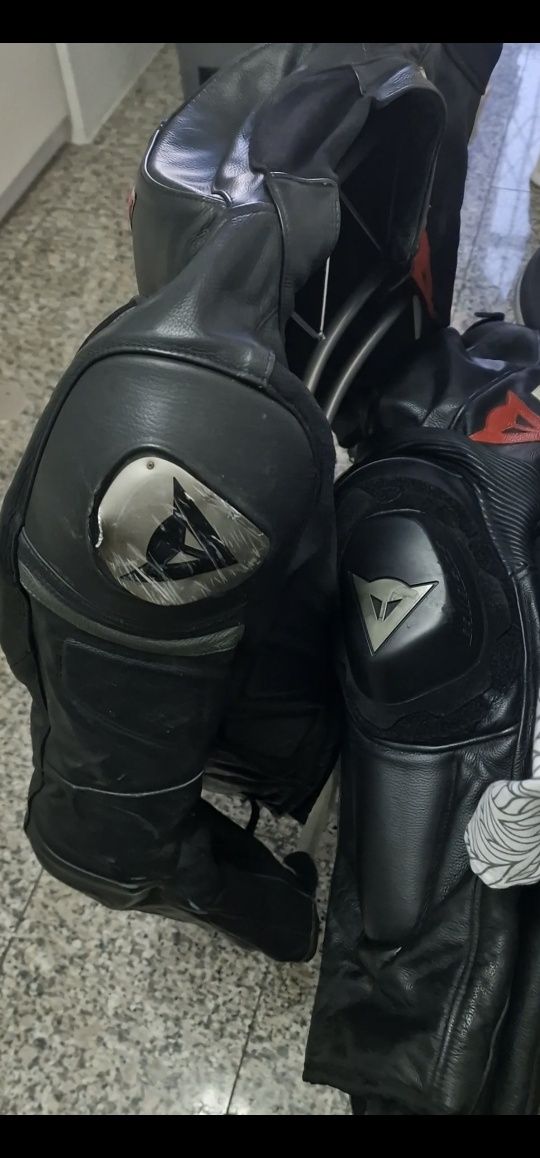 Fato Dainese Avro 2 peças Tam 50