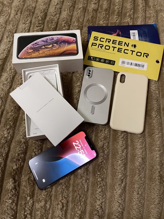 Apple iPhone XS 64 gb ідеальний стан