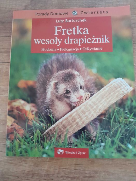 Fretka wesoły drapieżnik Bartuschek zwierzęta porady NOWA