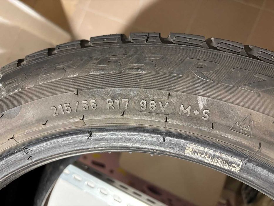 Opony zimowe PIRELLI 215/55R17 – SOTTOZERO 3