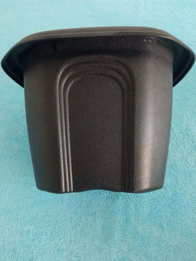 3 vasos para plantas de porte pequeno/médio 2preto+1branco