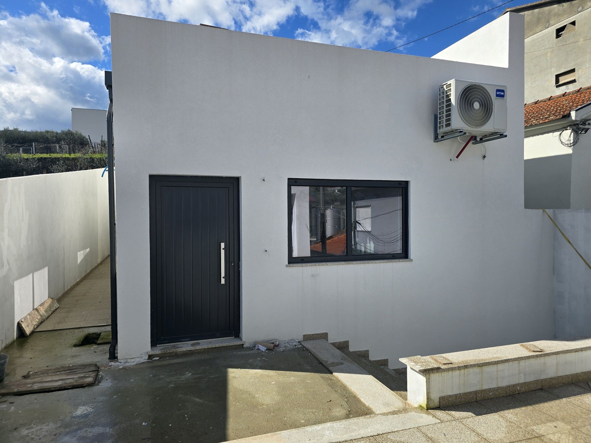 Vende-se Andar Moradia