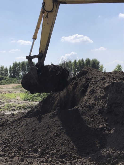 Чорнозем,підсипка,грунт доставка Чернозем,подсыпка,земля,пісок,щебінь