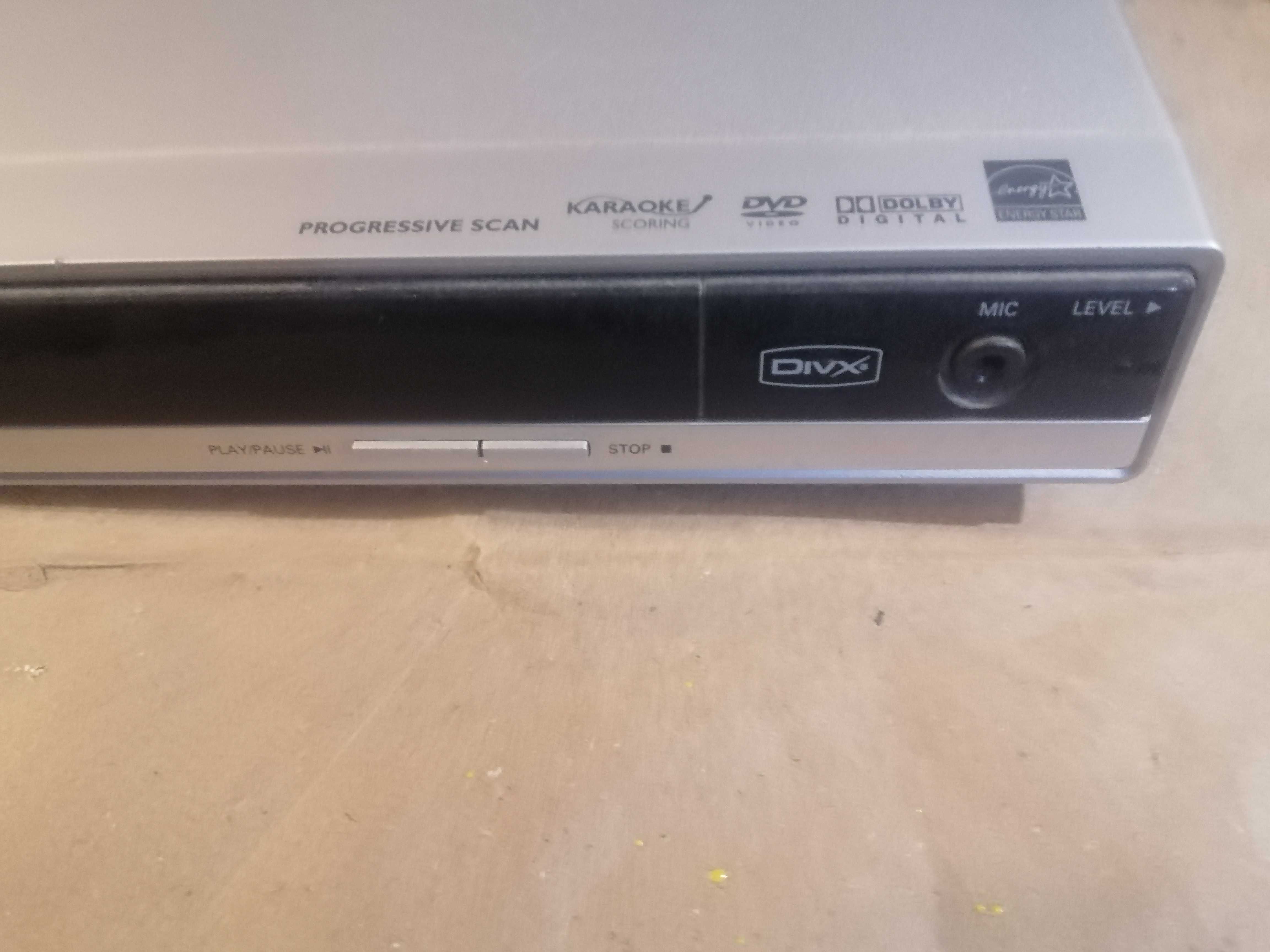 DVD плеер Philips