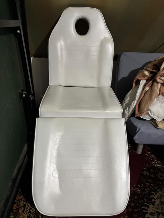 Łóżko kosmetyczne