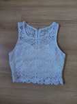 Crop top koronka biala