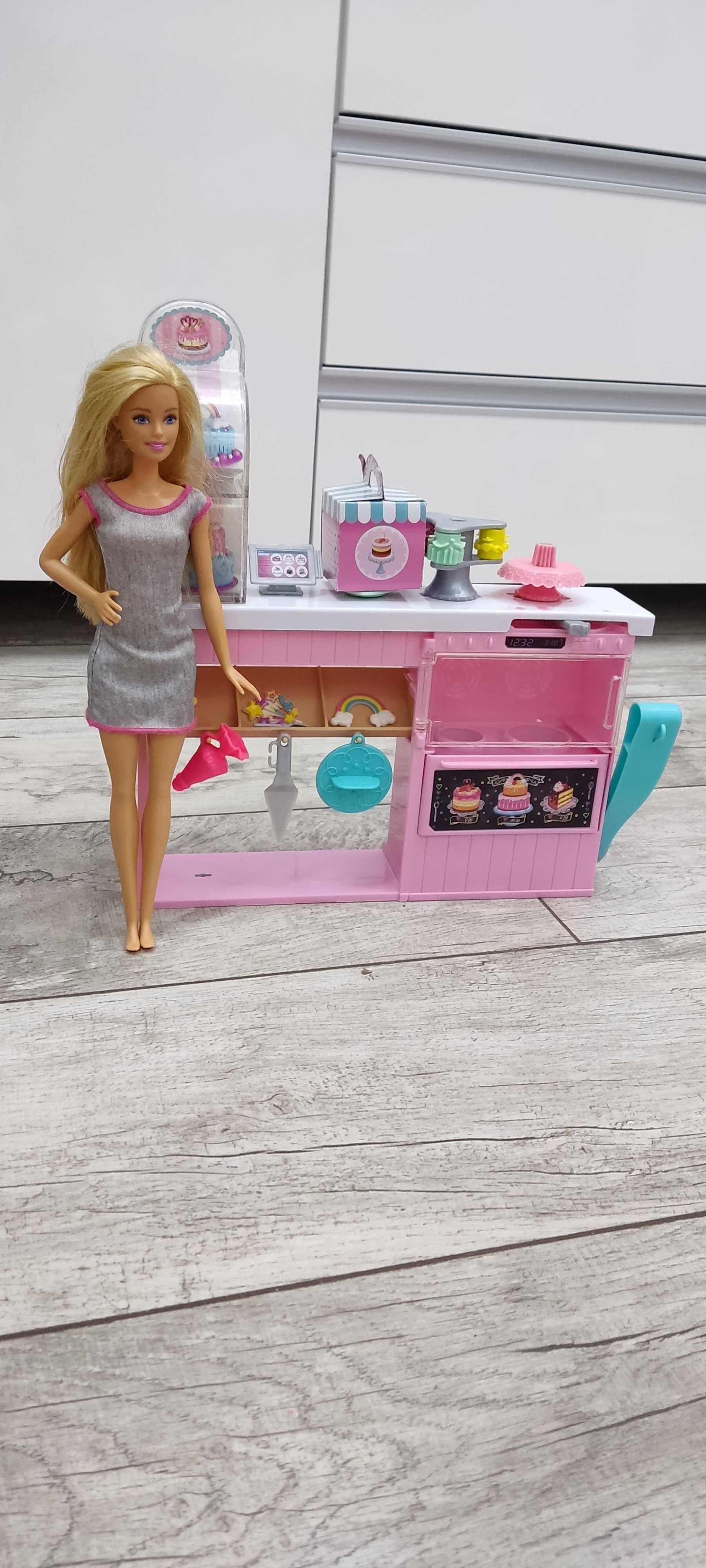 kawiarenka Barbie z lalka