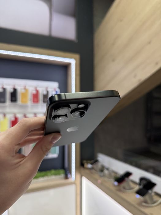 iPhone 15 Pro Max 256GB Black Titanium