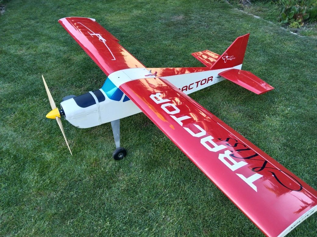 Samolot RC holownik Miss Tractor 2.84 m ZDZ 80 cm