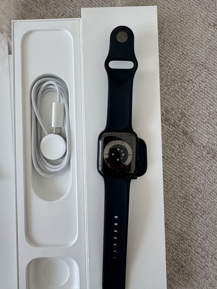 Zegarek Apple Watch series 8 45MM Midnight Aluminium Case