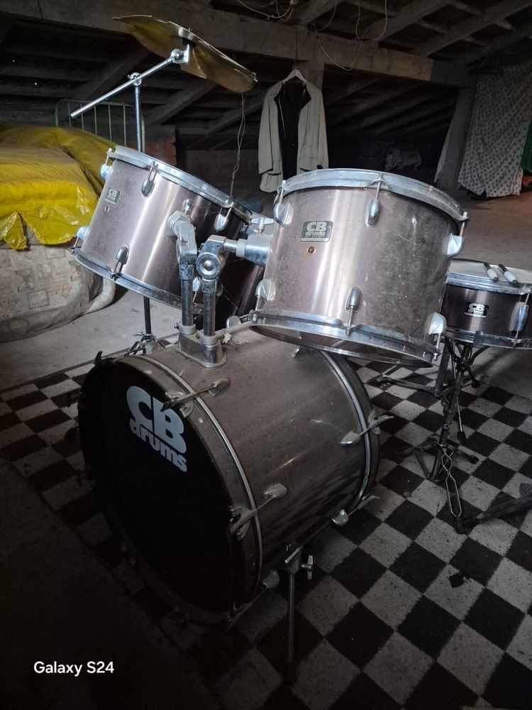 Vendo bateria em estado razoavel