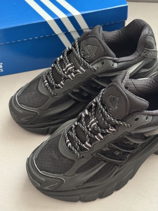 Pharrell's Adidas Jellyfish Black‘2025