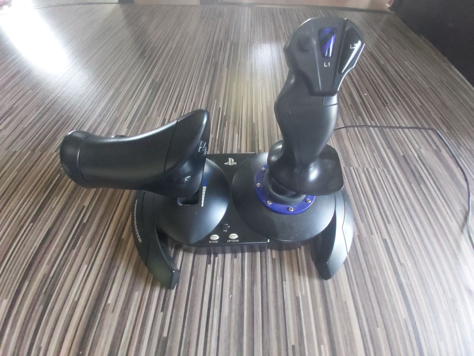 Sprzedam dżojstik ps4