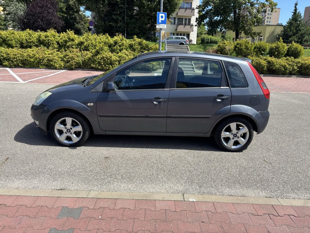 Ford Fiesta 1.4 * OC wazne do 07/026 * Przeglad wazny do 08/2026