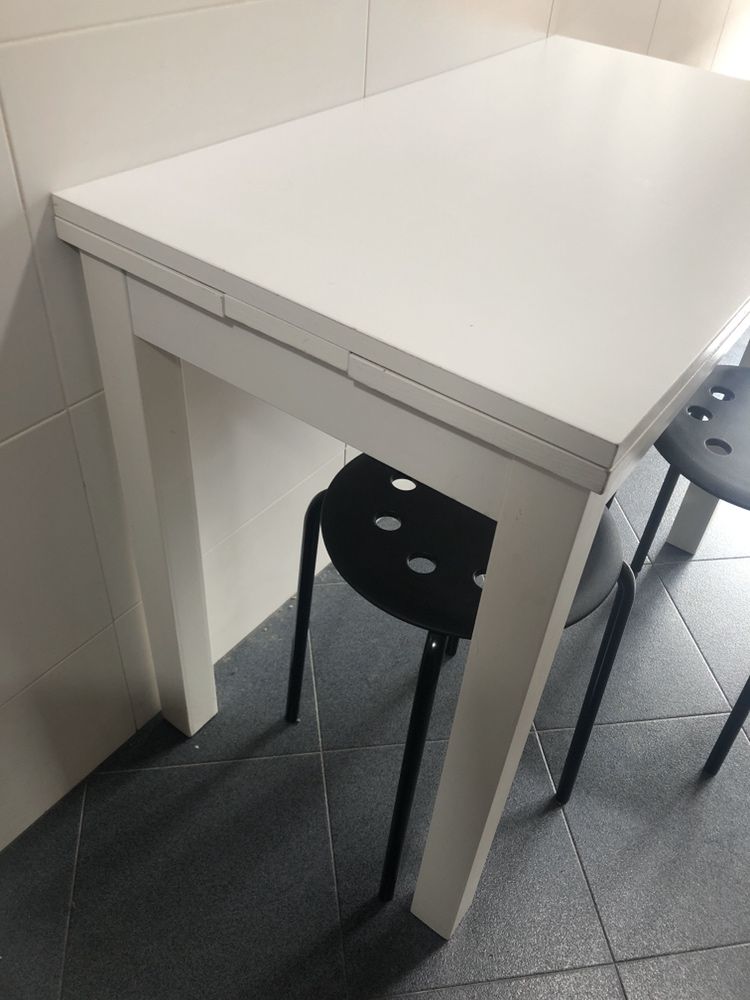 Mesa cozinha ikea extensivel + 2bancos urgente