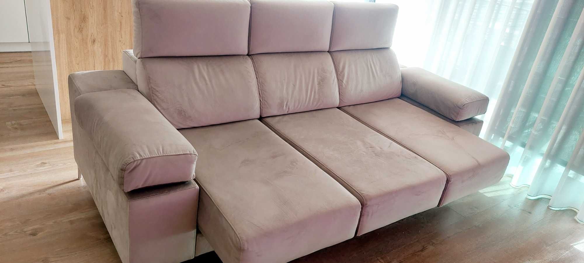 Sofá comfy com assentos deslizantes