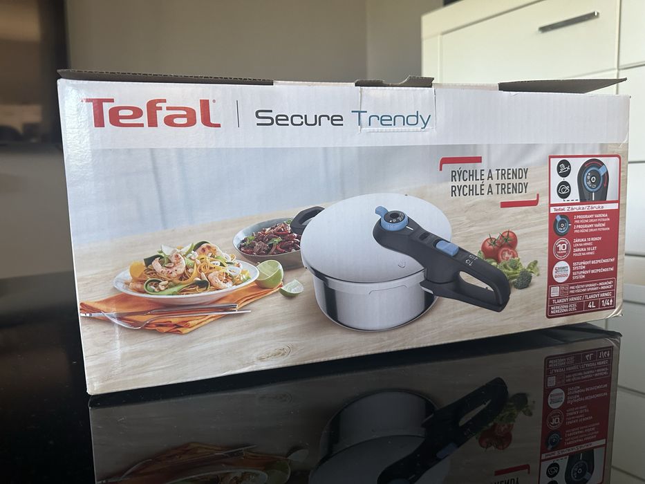 Szybkowar tefal secure trendy 4 L + koszyk