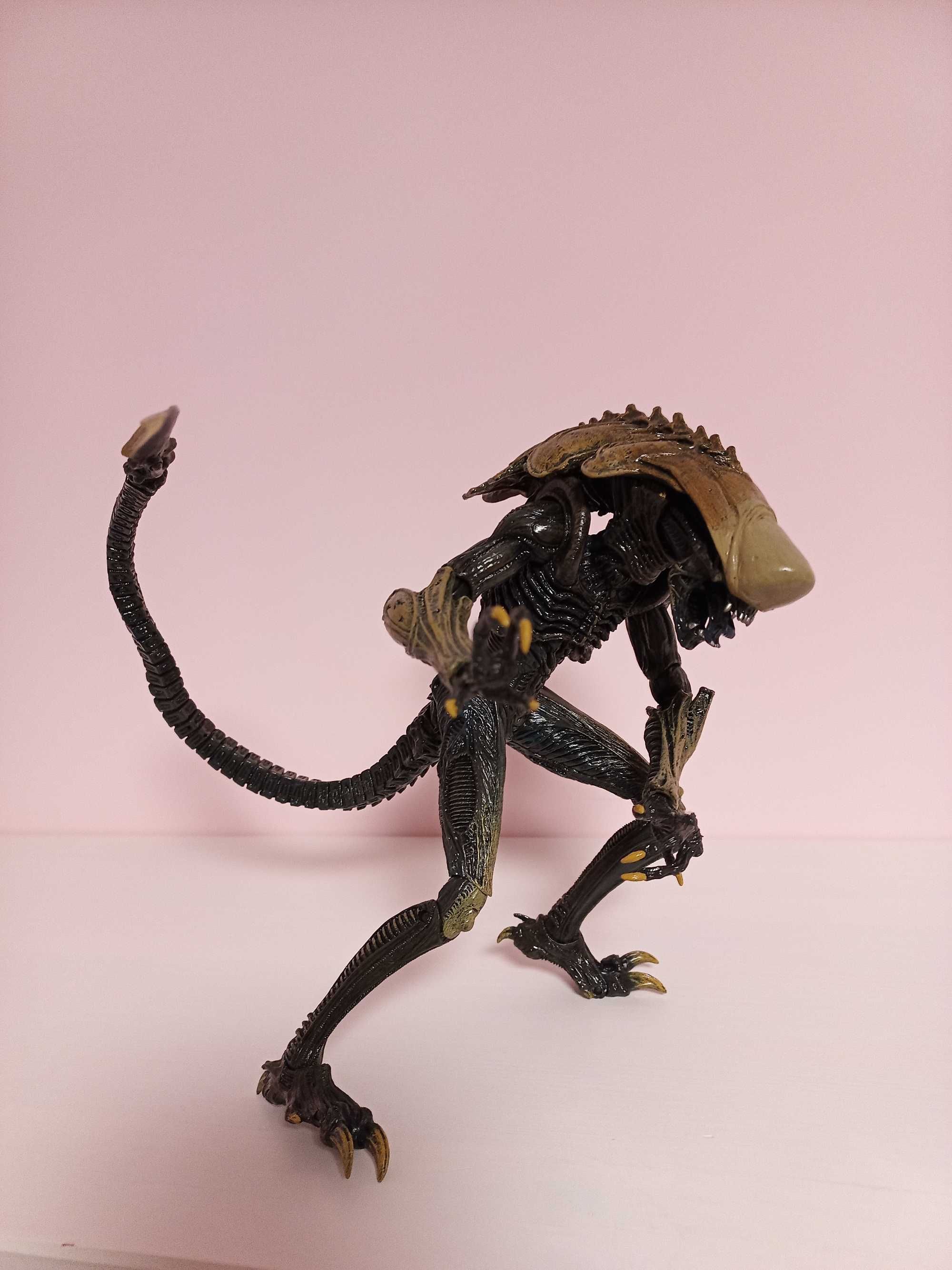 Figurka Alien vs Predator - Chrysalis Alien