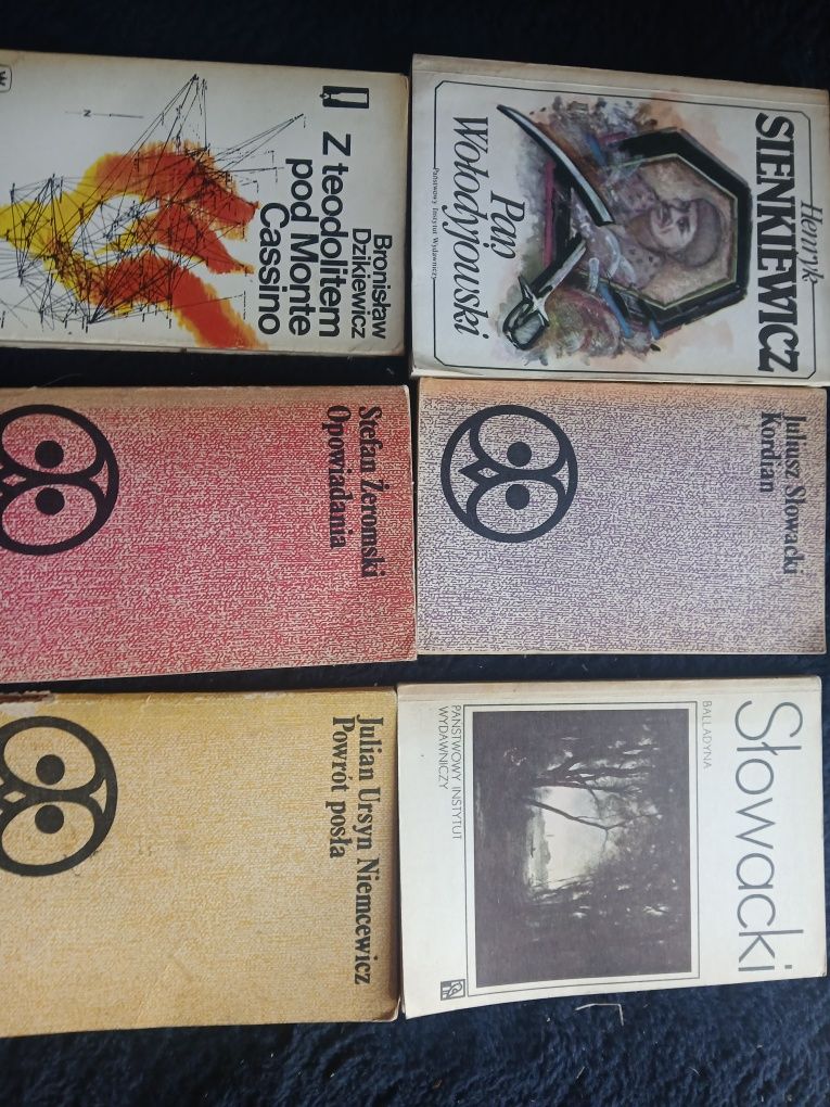 Zestaw książek Słowacki Sienkiewicz Żeromski
