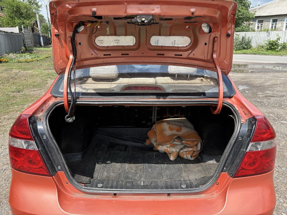 Chevrolet Aveo T 250 в хорошем состоянии