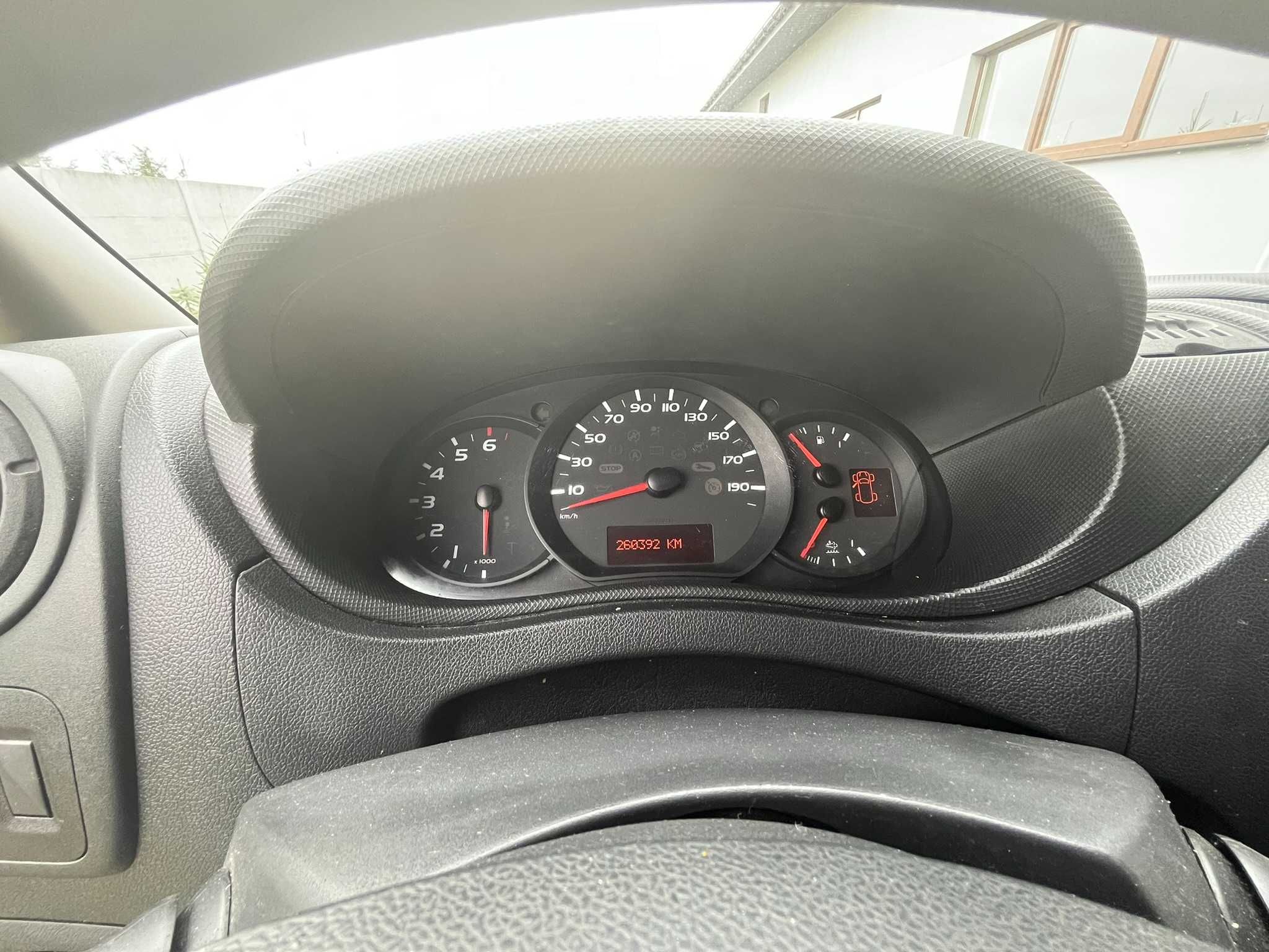 Renault Master III 2019 2.3 130KM blaszak