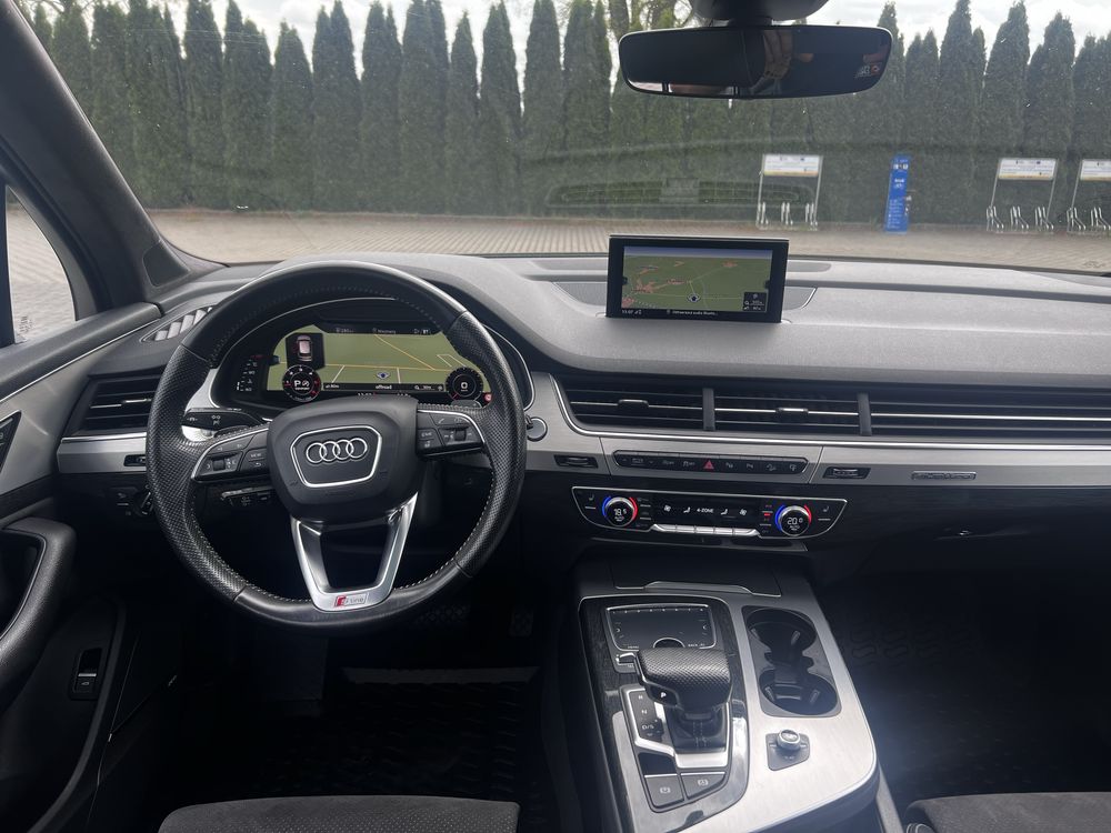 Audi Q7 3.0TDI webasto virtual 7 miejsc hak s-line