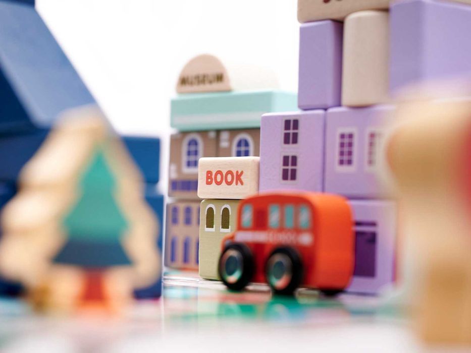 KLOCKI PUZZLE MIASTO z Drewna Edukacyjne Drewniane dla Dzieci 135EL
