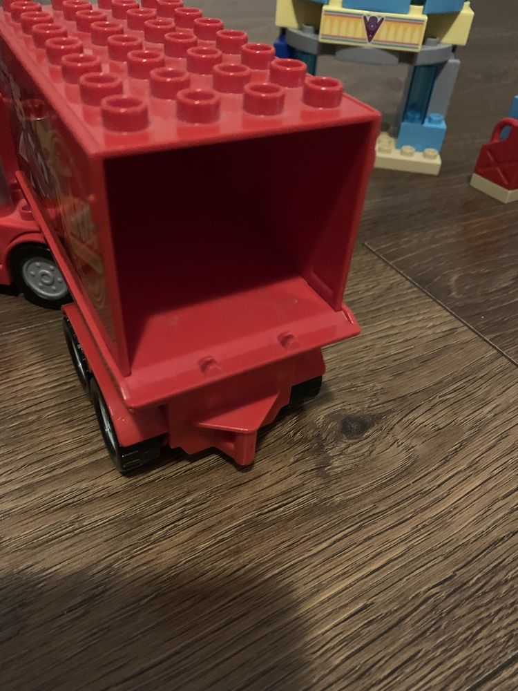 Lego Duplo Cars Kawiarnia Flo 10846