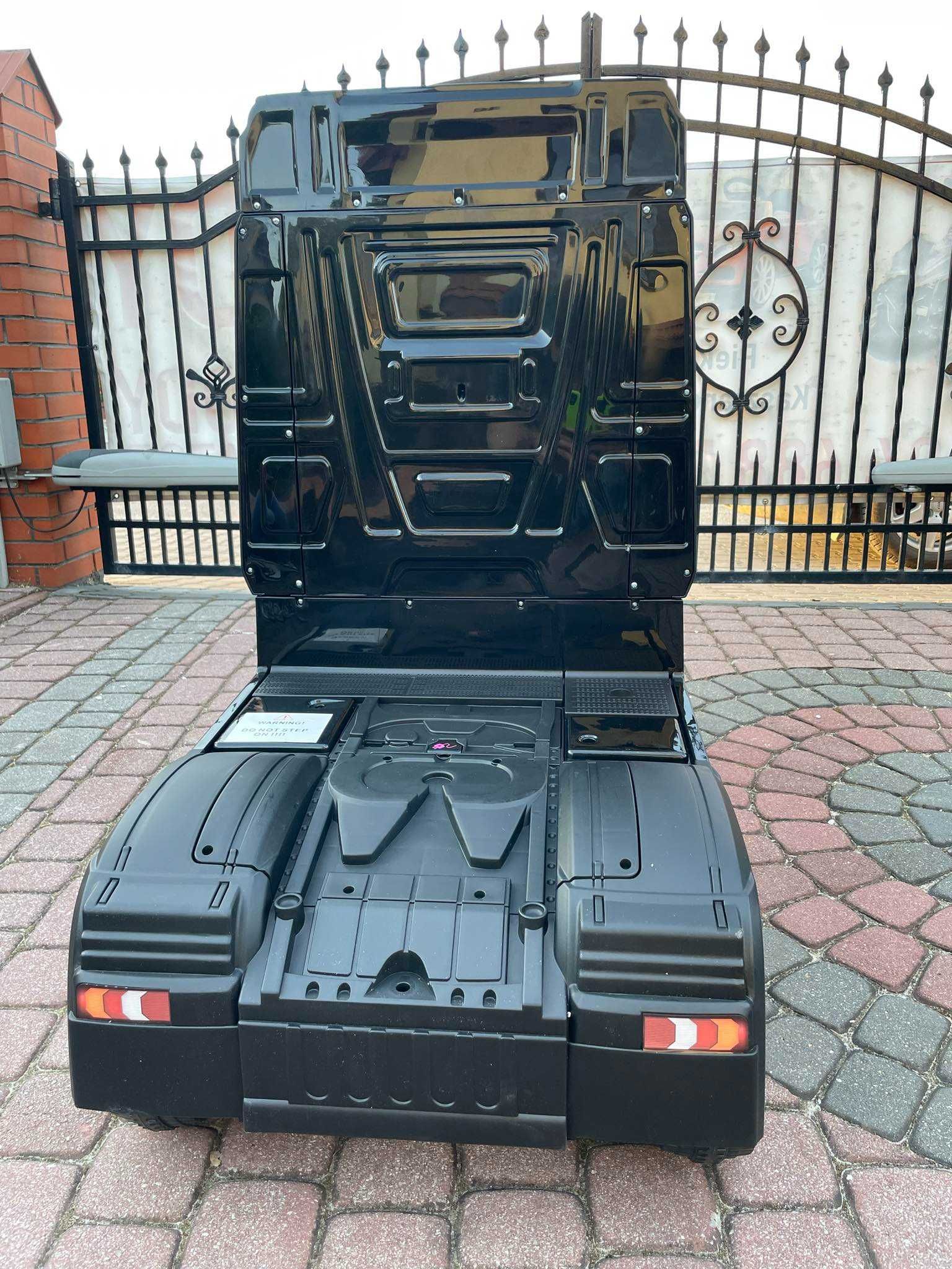 Auto na akumulator TIR Mercedes Actros 4x4 180 Wat Samochód dla dzieci