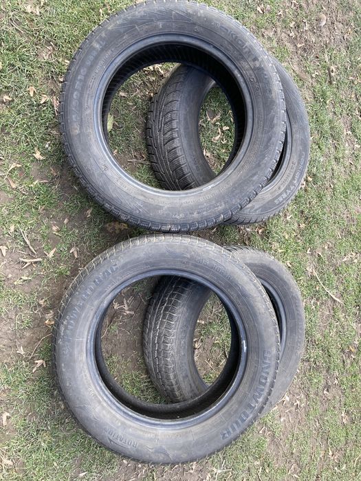 Зимова резина, шини, колеса 205 60 r16 Nokian Snowtour