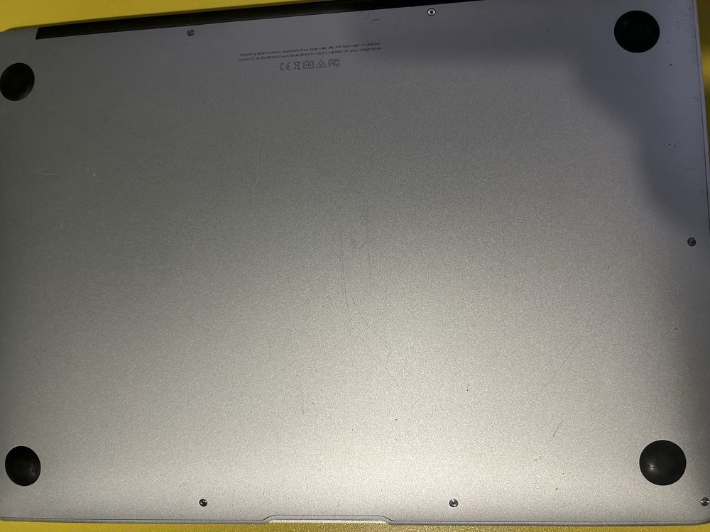 MacBook Air 13" A1466 (2017) — i5 / 8GB / 128GB SSD