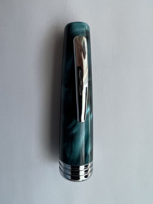 Caneta de tinta permanente