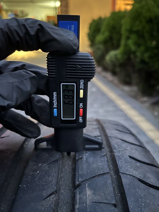 19 5x105 235/35/19 Rial