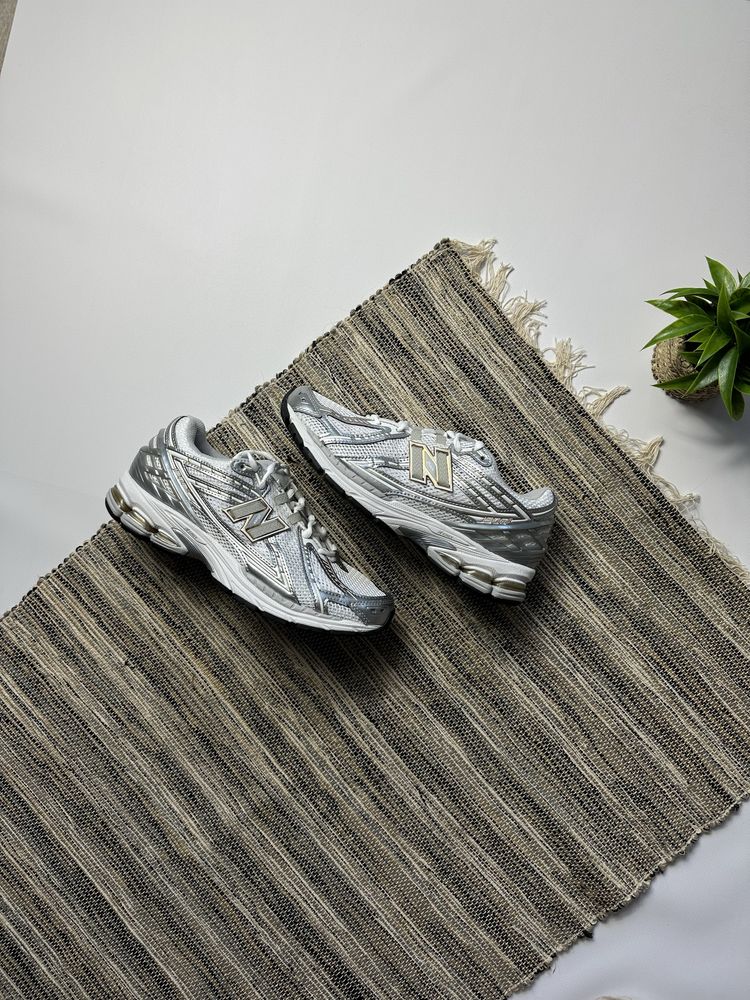 Кросівки New Balance 1906r Silver
