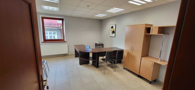 Wynajmę umeblowany lokal Biurowy - 19,80m2 HEUREKA Wadowice