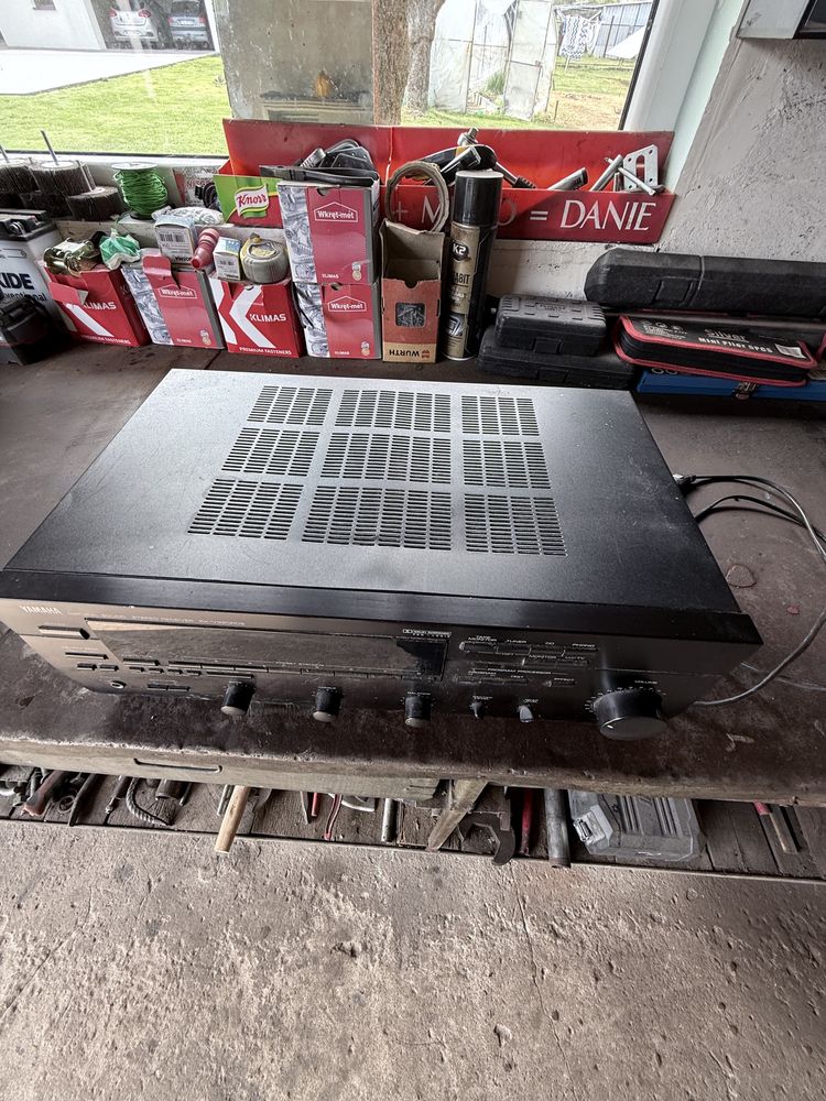 Amplituner YAMAHA RX-V390 RDS czarny
