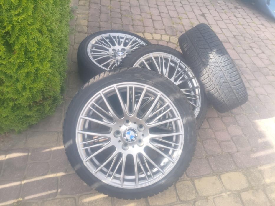 Alufelgi z oponami zimowymi 18 cali BMW