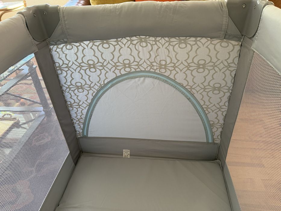 Cama viagem / parque bebe como nova Fluffy Bunny