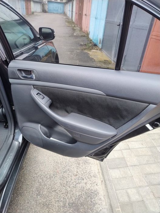 Продам -Тайота Авенсіс