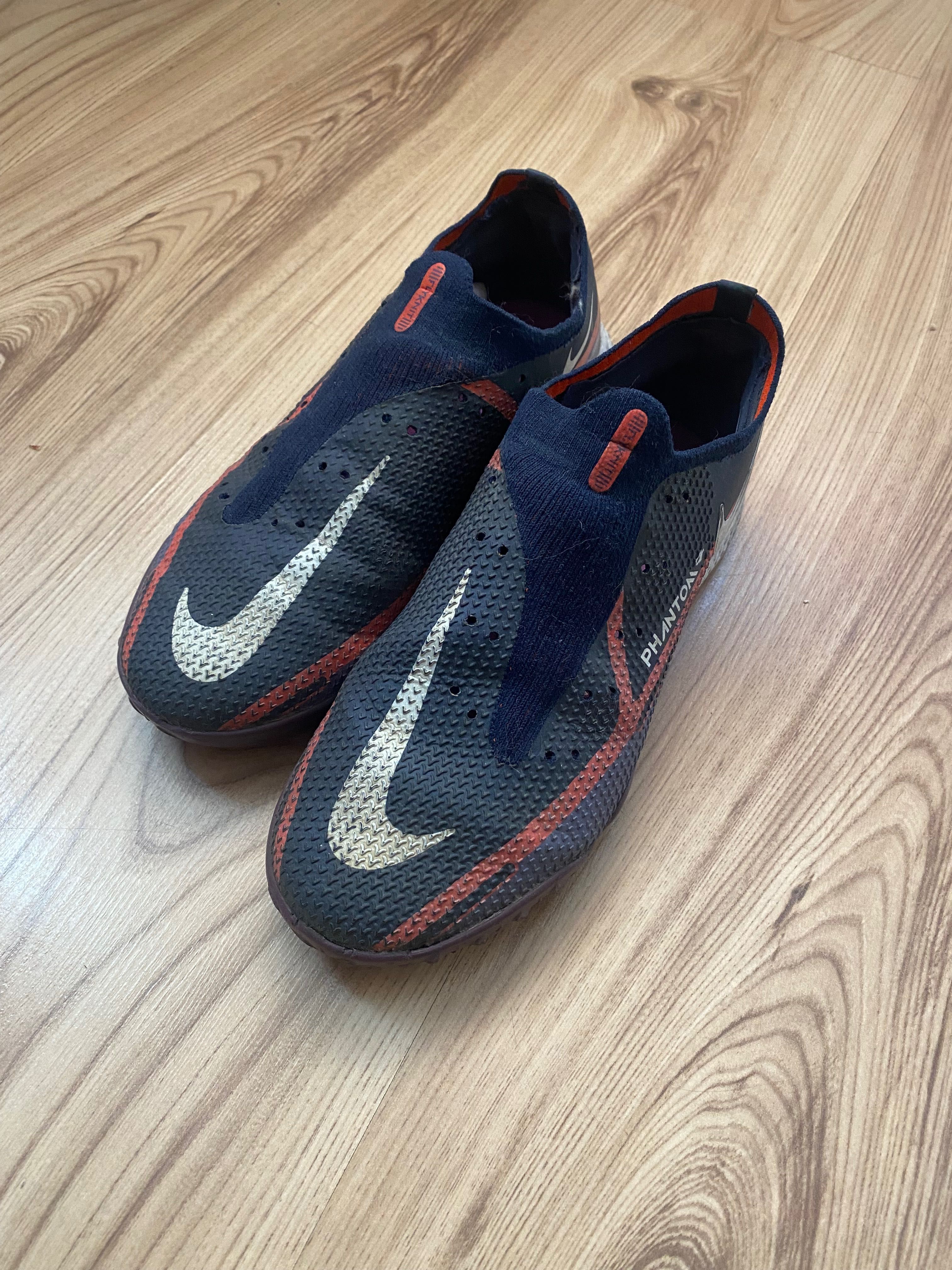 Сороконожки nike gt