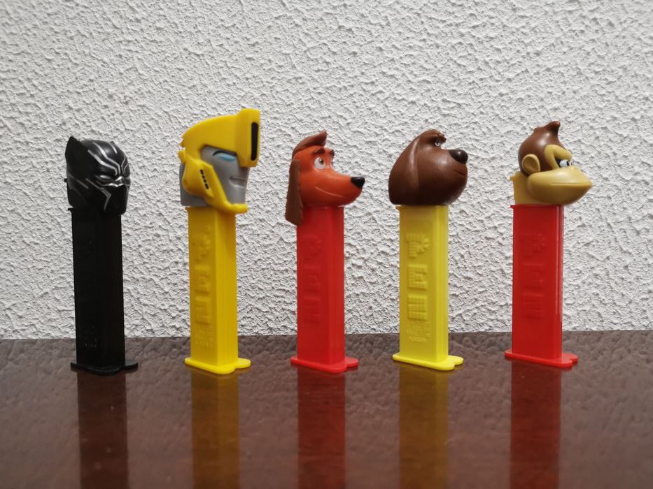 5 Dispensadores PEZ