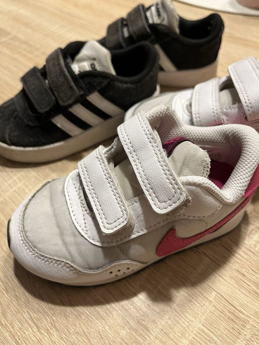 Buty adidas nike r.22