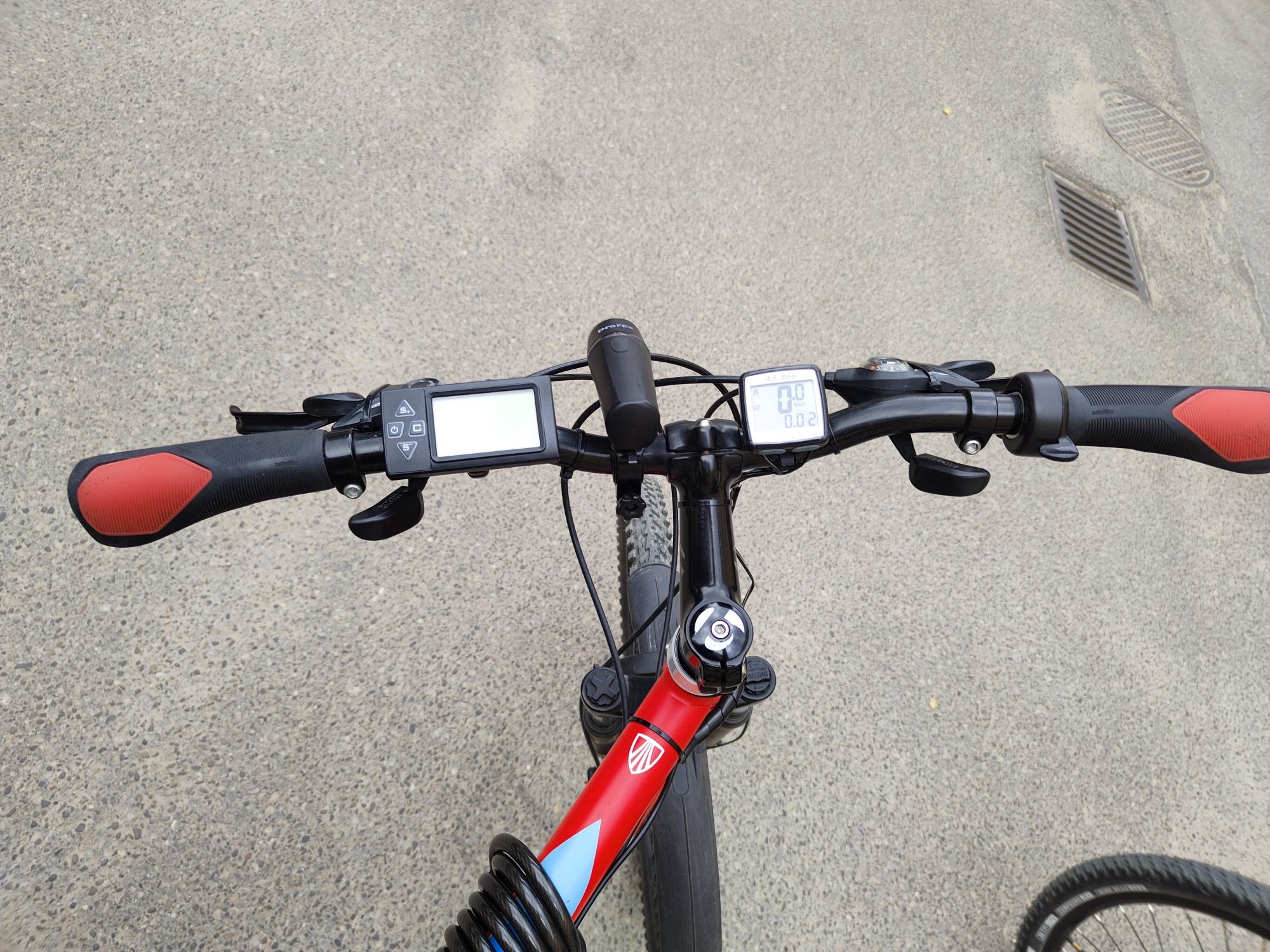 Trek 3500. Elektryczny