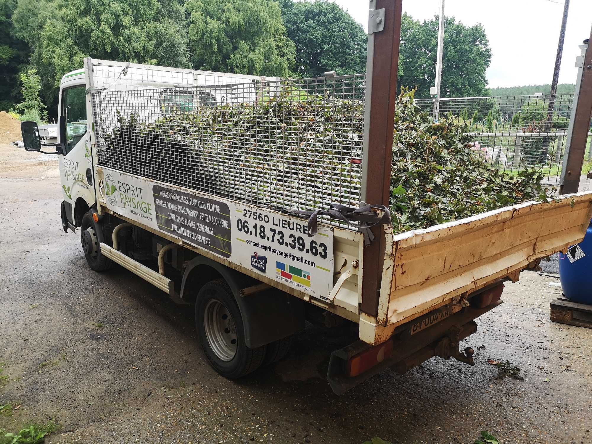 Nissan Cabstar 2.5d wywrotka DMC 3,5T