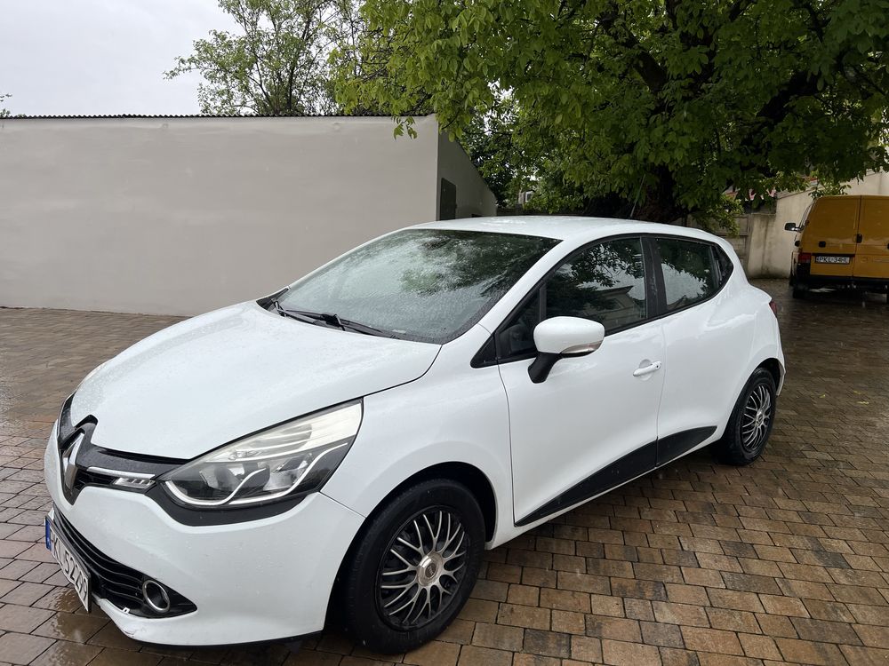 Renaulit Clio 4 *1.5 dci*Tablet * Keyless Go*5 miejsc *5 drzwi