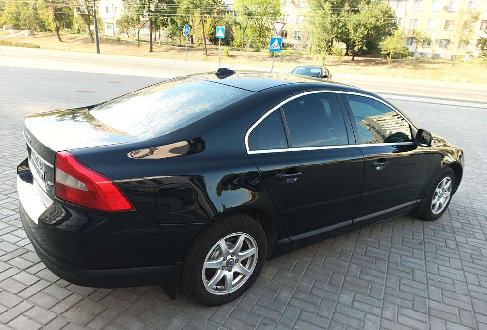 Продам VOLVO S80