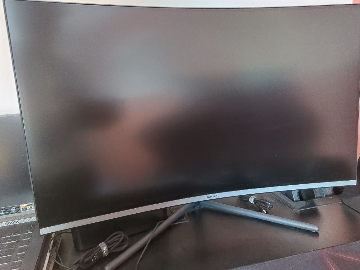 Monitor Samsung U32R59x rozdzielczość 4k